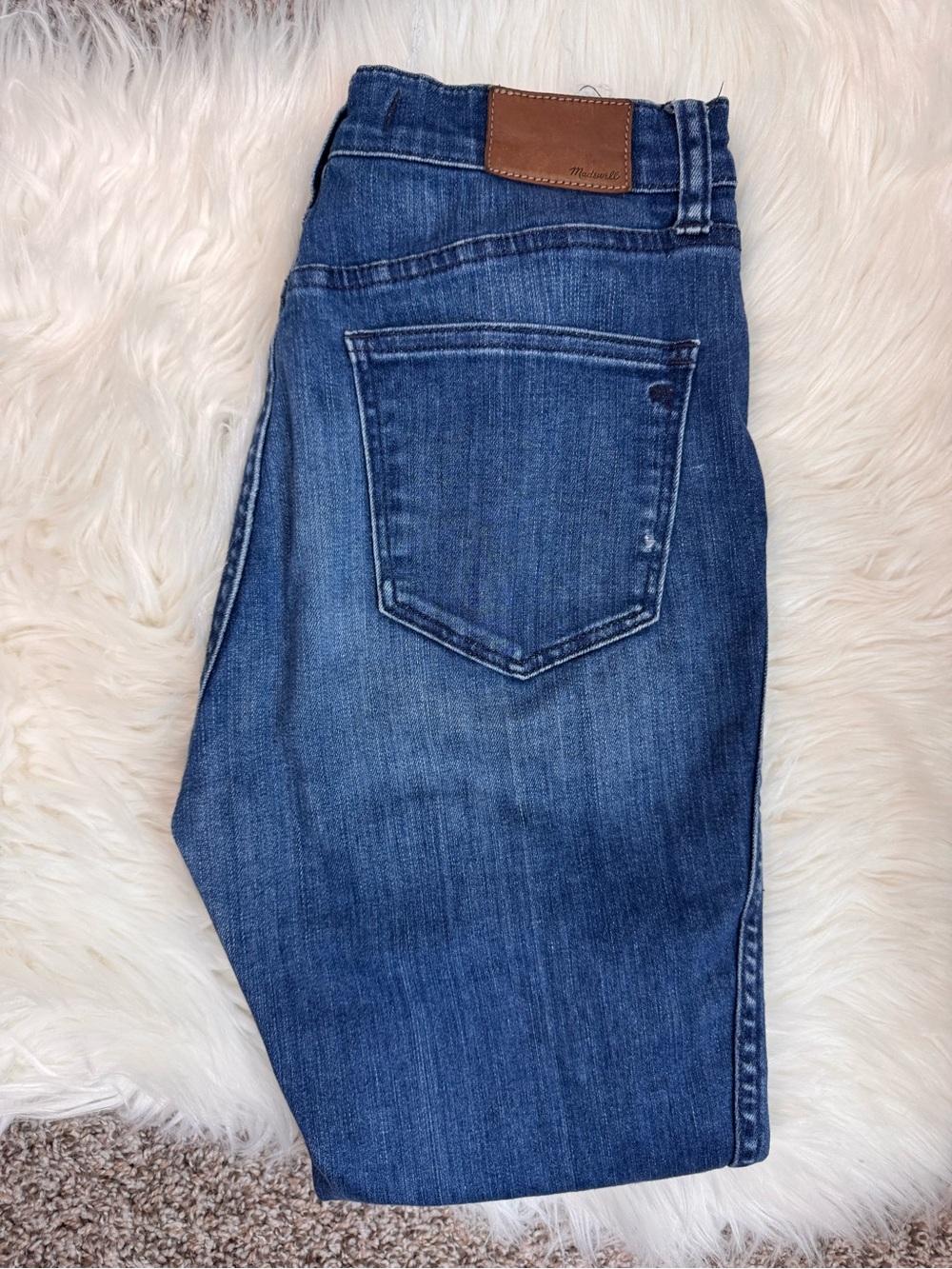 Madewell Women's Medium Blue Skinny Jeans with Brown Leather Patch 10” high rise